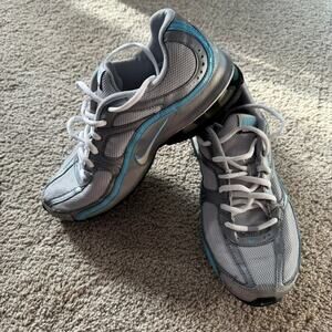 Nike Reax Run 5 Running Shoes Athletic Sneaker Women's Size 8.5 Gray Blue Silver